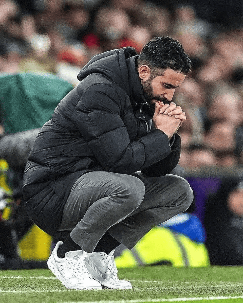 加风雨飘摇, 岁的曼联主 加风雨飘摇, 岁的曼联主