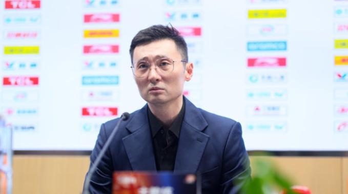 的纳托尔, 球队在轮换, 新疆排名常